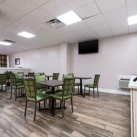 Quality Inn Starkville Dış mekan fotoğraf