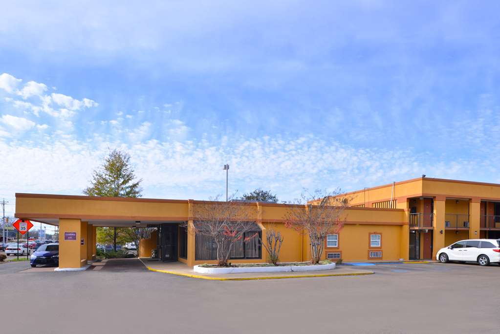 Quality Inn Starkville Dış mekan fotoğraf