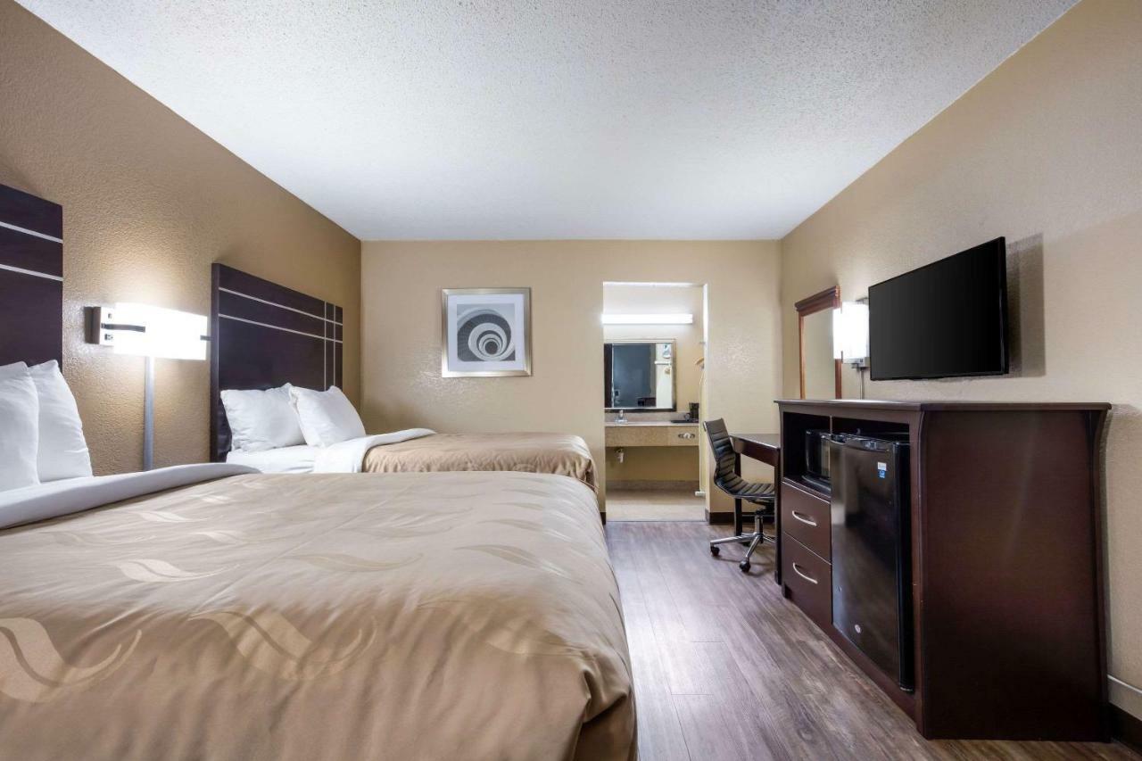 Quality Inn Starkville Dış mekan fotoğraf