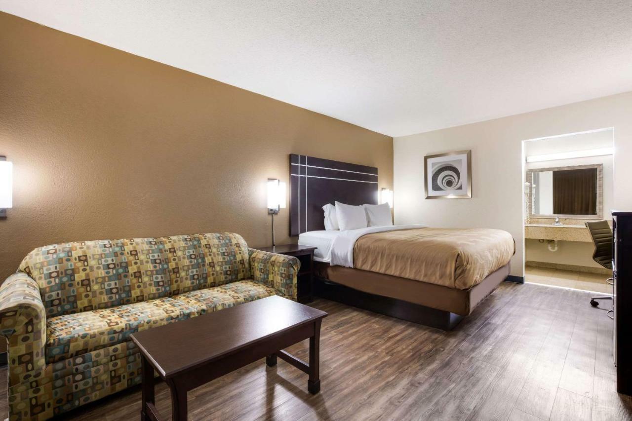 Quality Inn Starkville Dış mekan fotoğraf