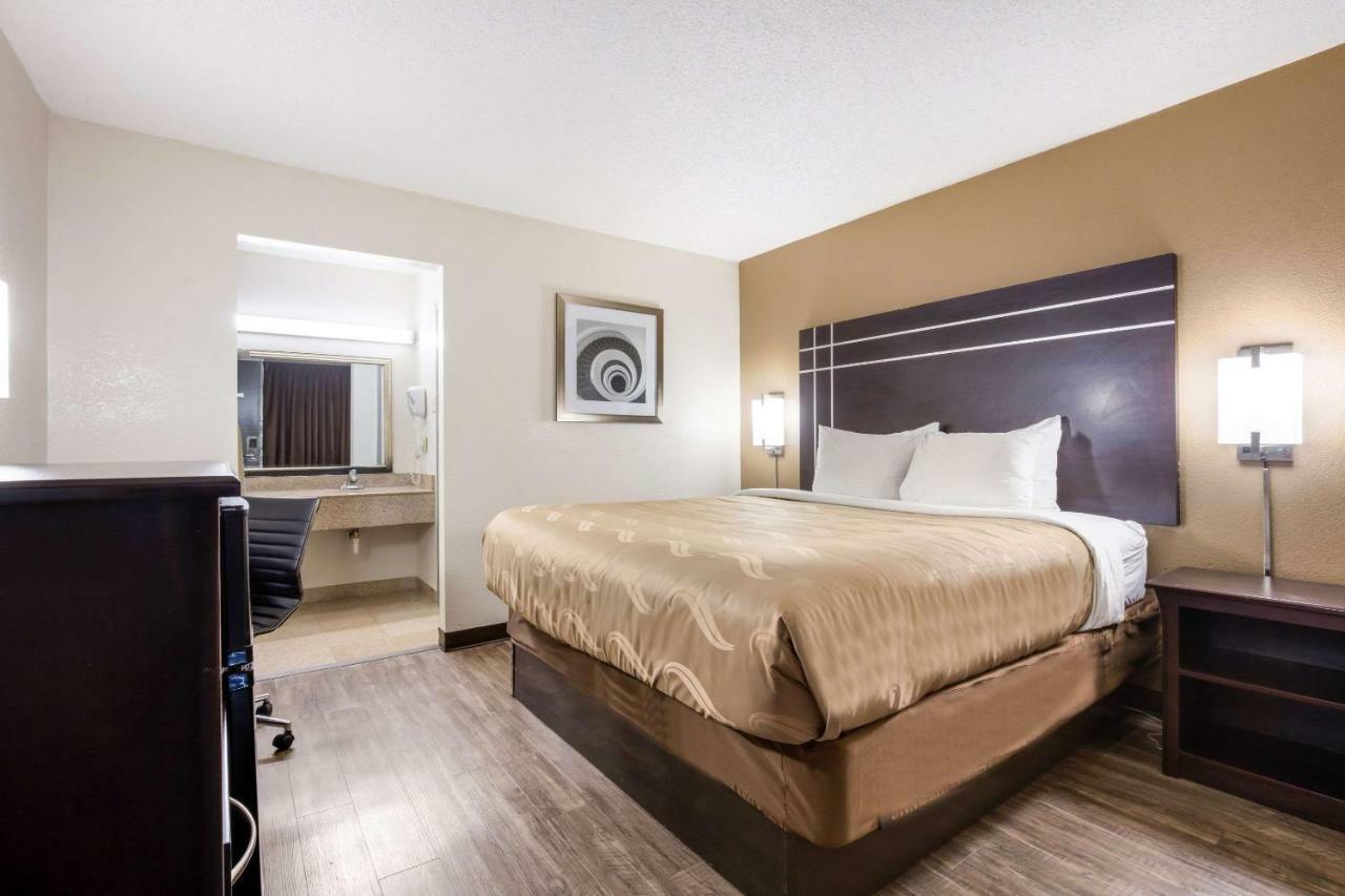 Quality Inn Starkville Dış mekan fotoğraf