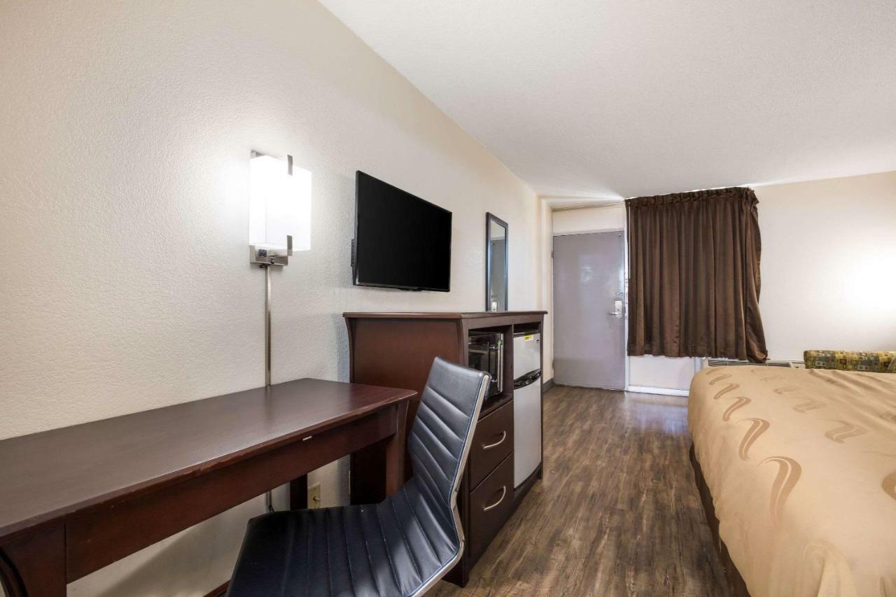 Quality Inn Starkville Dış mekan fotoğraf
