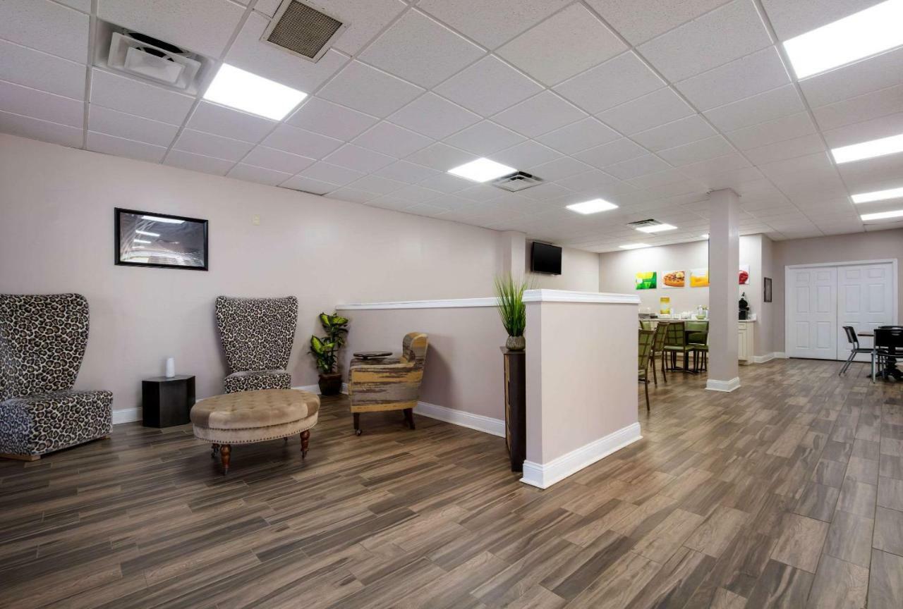 Quality Inn Starkville Dış mekan fotoğraf