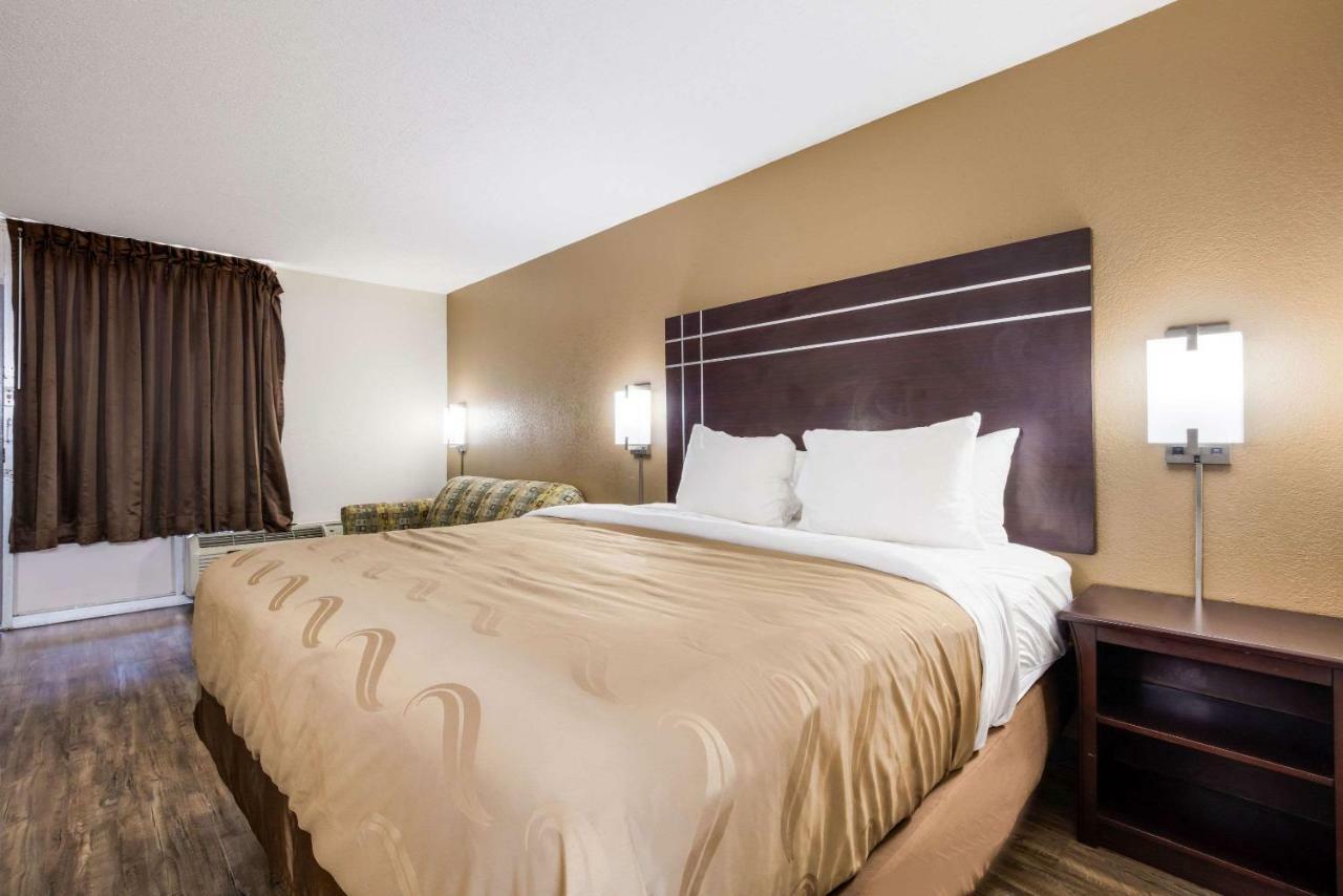 Quality Inn Starkville Dış mekan fotoğraf