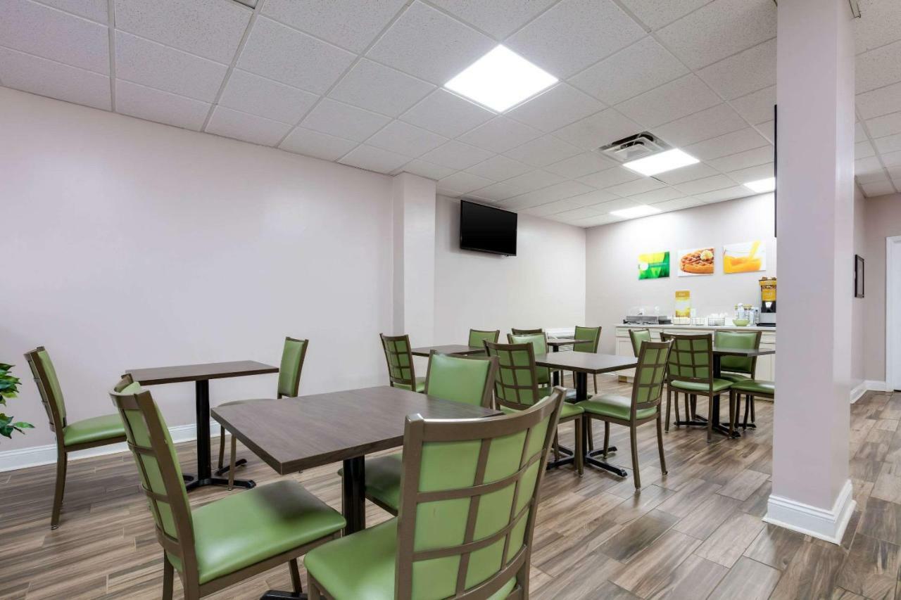 Quality Inn Starkville Dış mekan fotoğraf